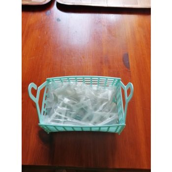 Csipesztartó kosár + 25 db csipesz