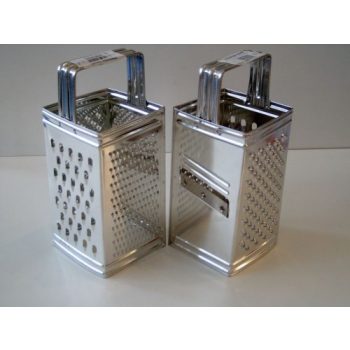 Háztartási reszelő acélpengés